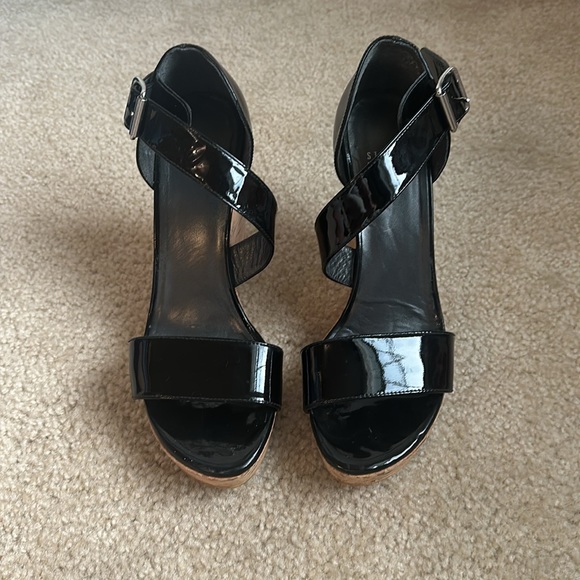 Stuart Weitzman Oneliner Black Patent Leather Wedge, Women’s 9 - Picture 2 of 7